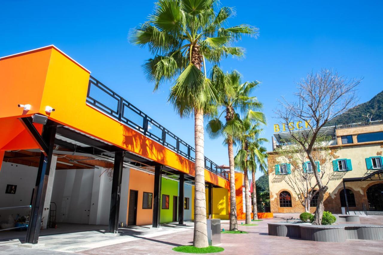 פולי Bisck Hotel & Resort מראה חיצוני תמונה