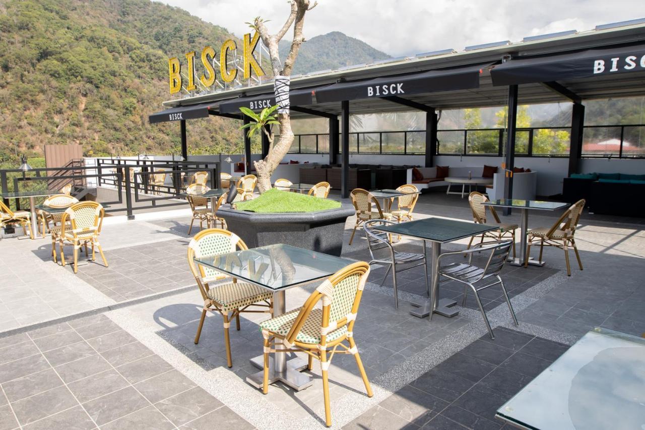 פולי Bisck Hotel & Resort מראה חיצוני תמונה